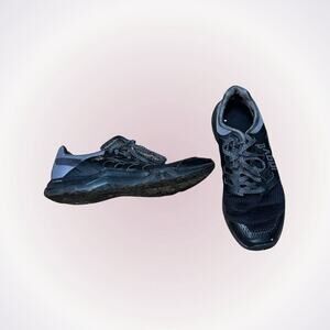 Inov8 WOD black flat workout lifting shoes | Sz 9.5